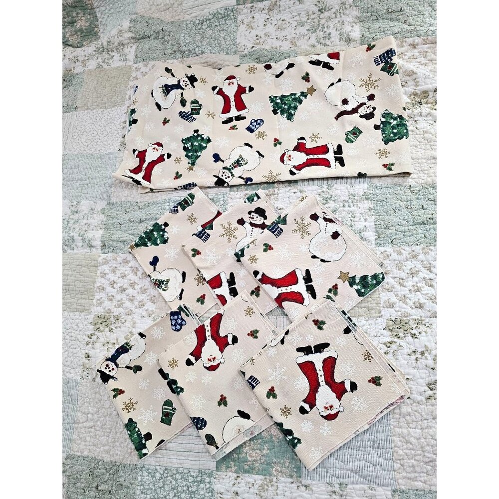 Christmas Napkins and Tablecloth Santa Snowman‎ & Christmas Trees